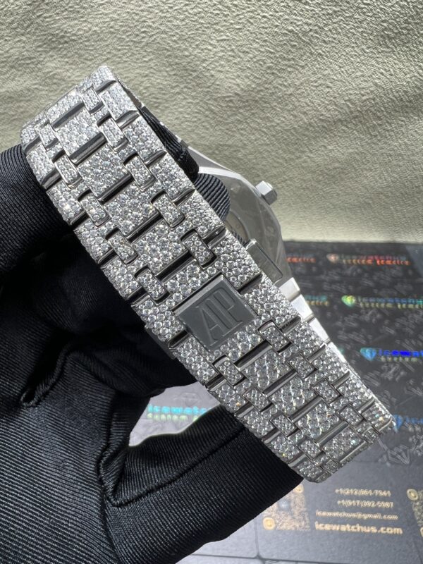 0055 Audemars Piguet Royal Oak 15400 41mm All Small Stones Setting Black date