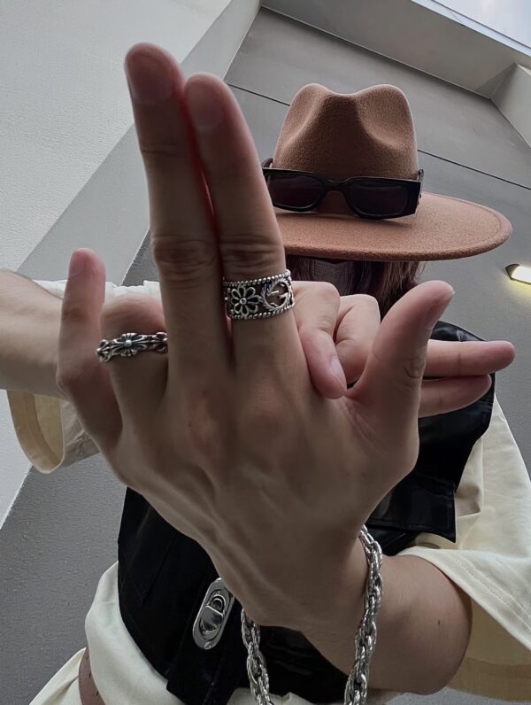 Gucci Double G Floral Wide Band Ring
