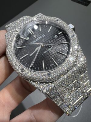 0068 Audemars Piguet Royal Oak 15400 41mm White Plain Black Dial All Small Stones Setting