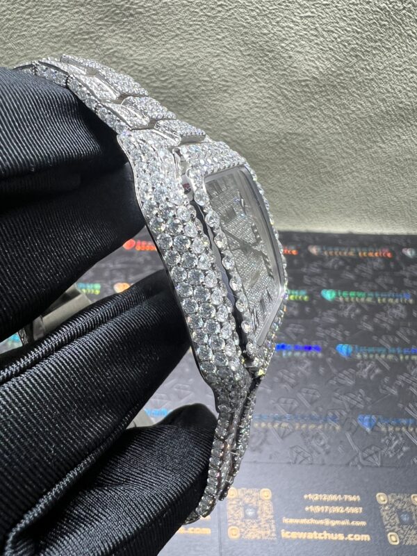 0033 Cartier Santos 40mm White Roman Dial Big Stone Bezel & Case Big Stone Raised Band