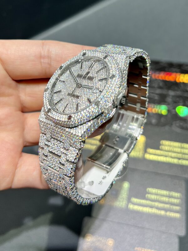 0080 Audemars Piguet Royal Oak 15400 41mm Small Stones Setting bezel & band, 2 rows stones case, white date