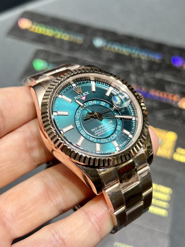 0087 Plain Rolex Sky-Dweller 42MM RG Green Dial Oyster Band