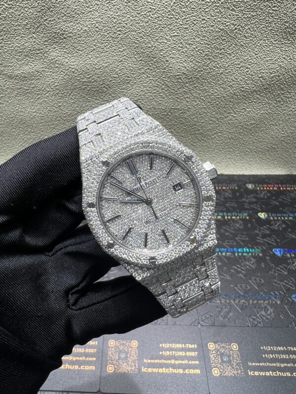 0055 Audemars Piguet Royal Oak 15400 41mm All Small Stones Setting Black date