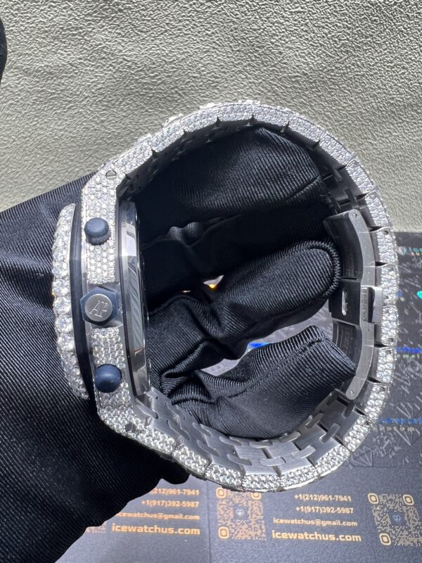0030 Audemars Piguet Royal Oak Offshore 42mm White All Big Stones Setting Raised Band