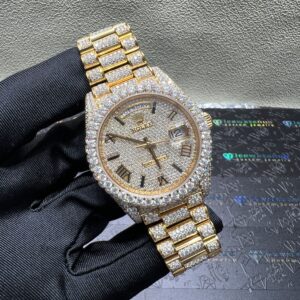 0042 Rolex Daydate 40mm Yellow Gold Two Rows Stone Bezel President Band