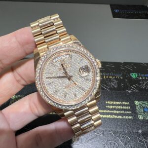 0039 Rolex Daydate 40mm Rose Gold Baguette Dial One Row Stone Bezel President Band