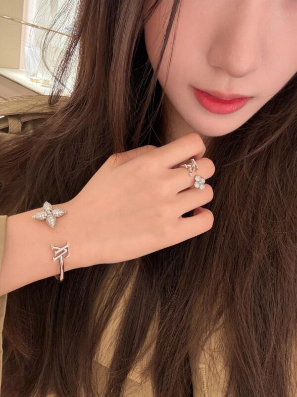 LV Bracelet
