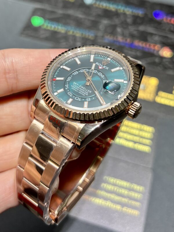 0087 Plain Rolex Sky-Dweller 42MM RG Green Dial Oyster Band
