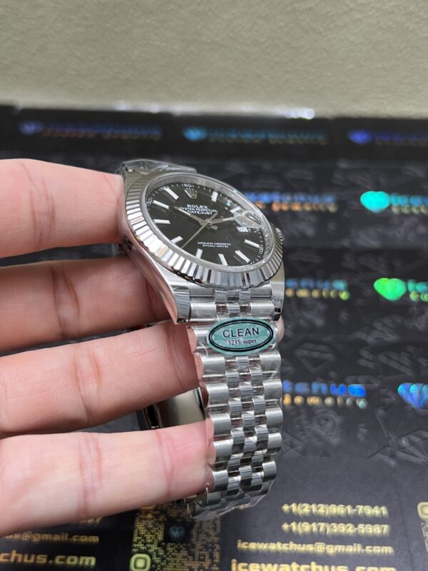0084 Plain Rolex DateJust 41MM Clean CF Black Dial Lume Marker Jubilee Band