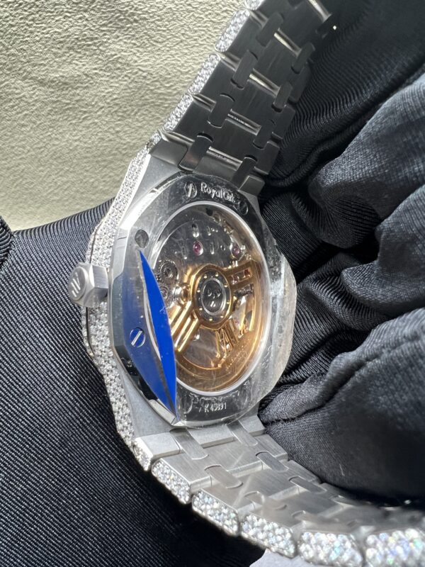 0023 Audemars Piguet Royal Oak 15500 41mm White Plain Black Dial All Small Stones Setting