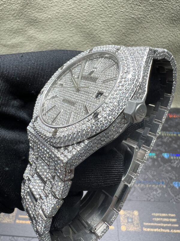 0055 Audemars Piguet Royal Oak 15400 41mm All Small Stones Setting Black date