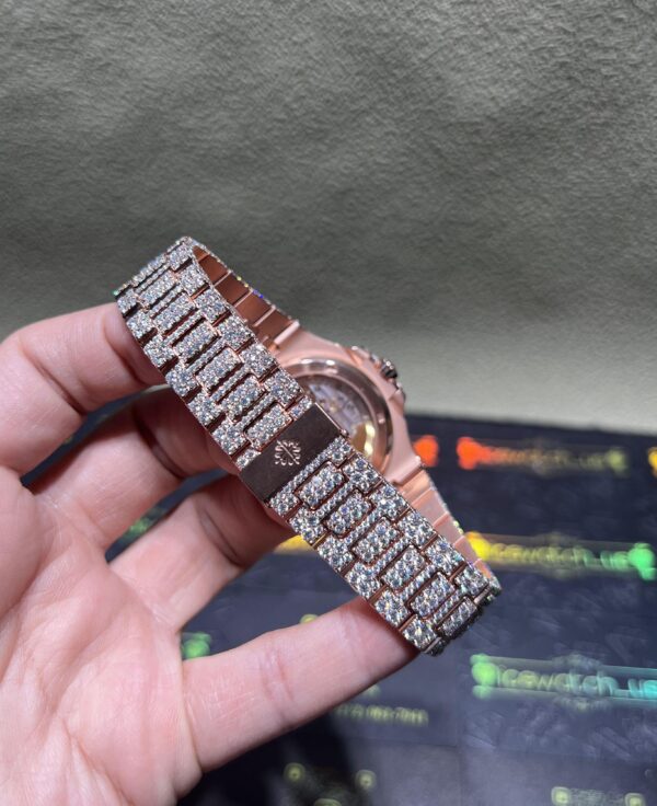 02cd7b951f401758399f78b2247d1403 0007 Patek Nautilus 5711 40mm Rose Gold Baguette Dial Big Stone Bezel & Case Big Stone Band
