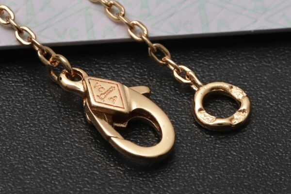 VCA Necklace