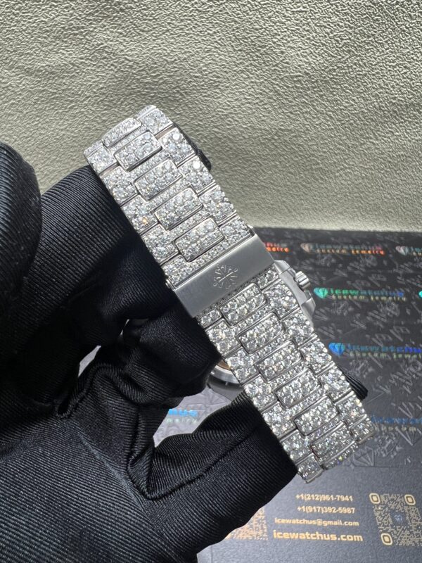 0018 Patek Nautilus 5711 40mm White Baguette Dial Big Stone Bezel & Case Big Stone Band
