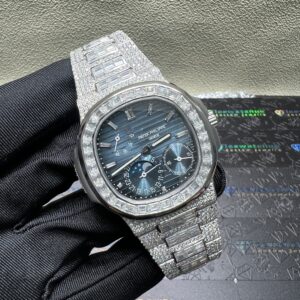 0044 Patek Philippe Nautilus 5712 40mm White Plain Dial Baguette Bezel & Baguette Band