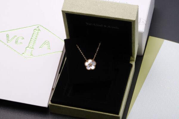 VCA Necklace