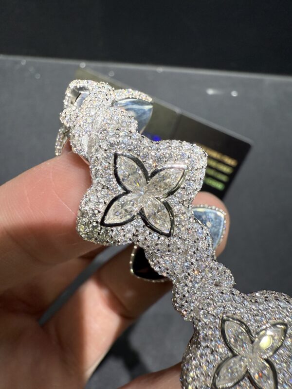 0135 925 Slive Moissanite Bracelets