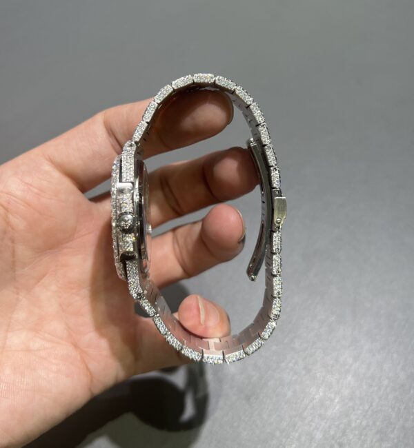 e9803bff6a9e65affe8cca1c37e2b958 0069 Patek Nautilus 5711 40mm Plain White Dial 2 Rows Stone Bezel Small Stone Case & Band