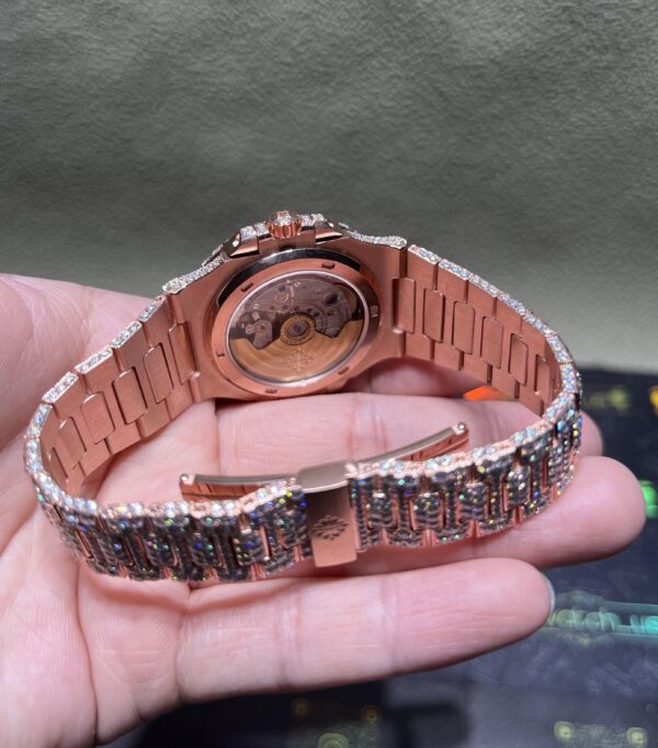 ee297792e70cb25c8c6997e019d15392 0007 Patek Nautilus 5711 40mm Rose Gold Baguette Dial Big Stone Bezel & Case Big Stone Band